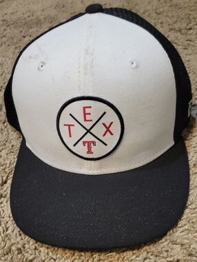 9fifty White and Black TEX Logo Trucker Hat